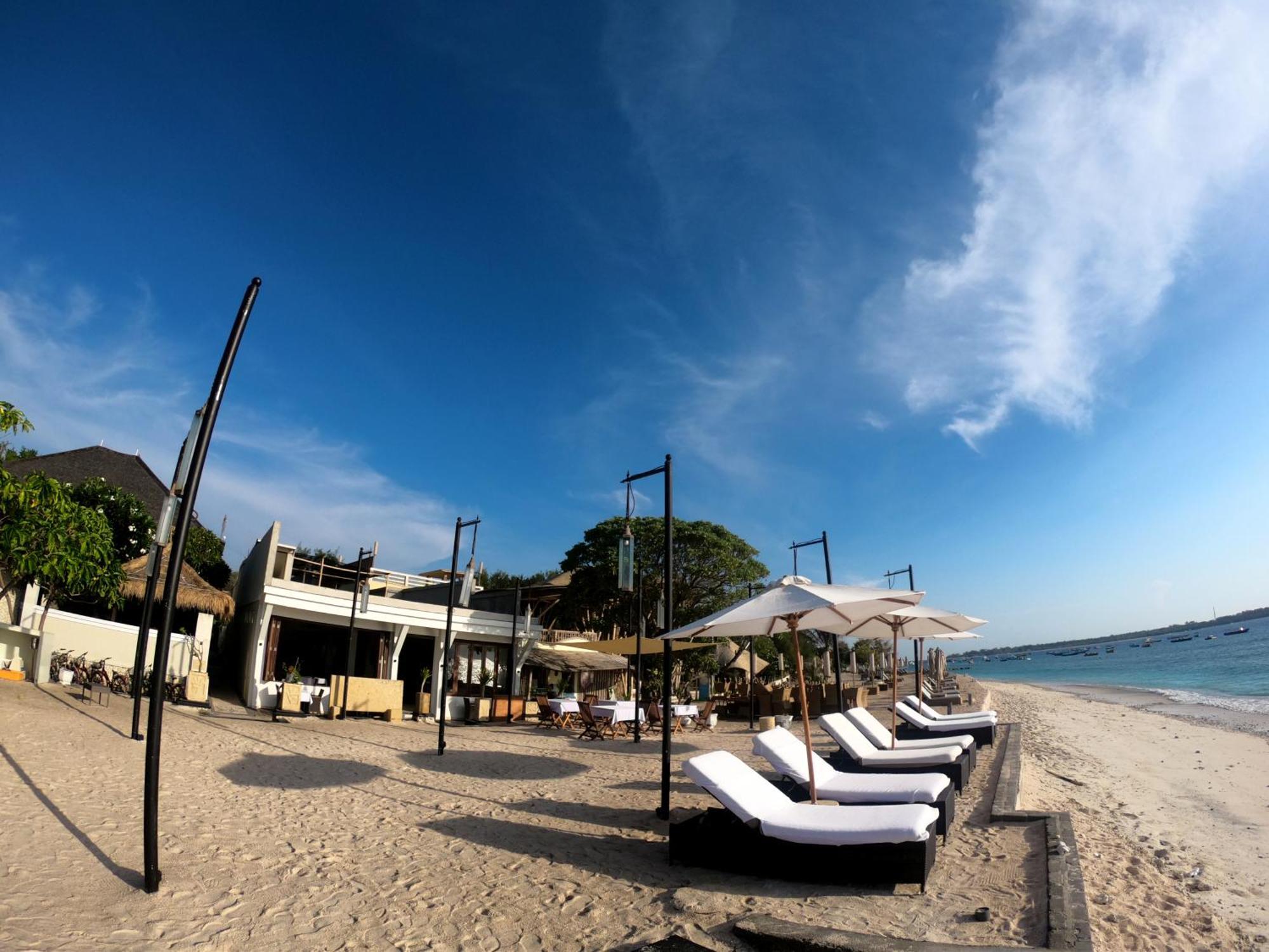 Kokomo Resort Gili Trawangan Exterior photo